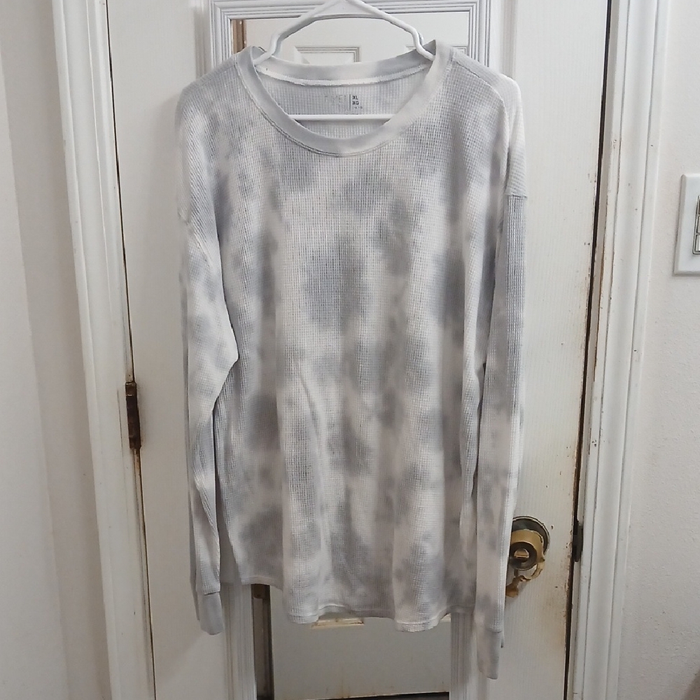 Time and Tru Waffle Knit Top